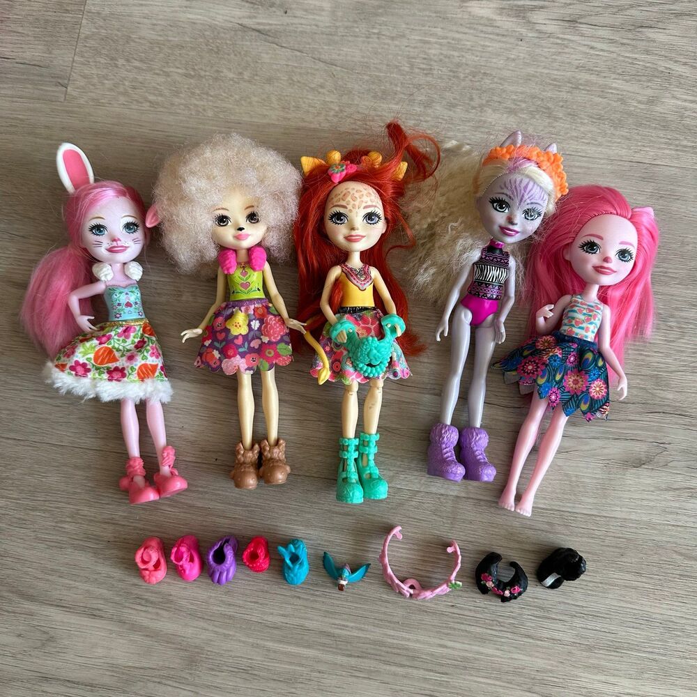 Mattel Enchantimals - 5 Dolls - Assorted Shoes Accessories